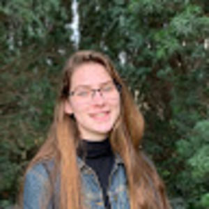 Meet your Posher, Alicia